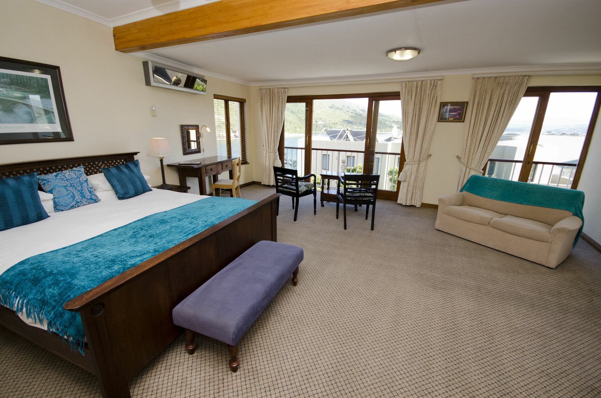 Augusta Bay Guest House クニスナ エクステリア 写真